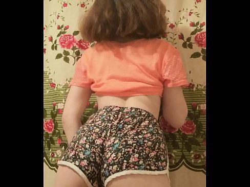 ❤️ Сексуальная юная малышка делает стриптиз снимая свои шортики на камеру ❤❌ Порнушка на нашем сайте xxxpornimages.ru
